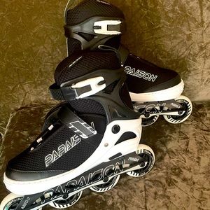 Unisex Papaison Adjustable In-line Light Up Skates w/ carrying bag. Size Large